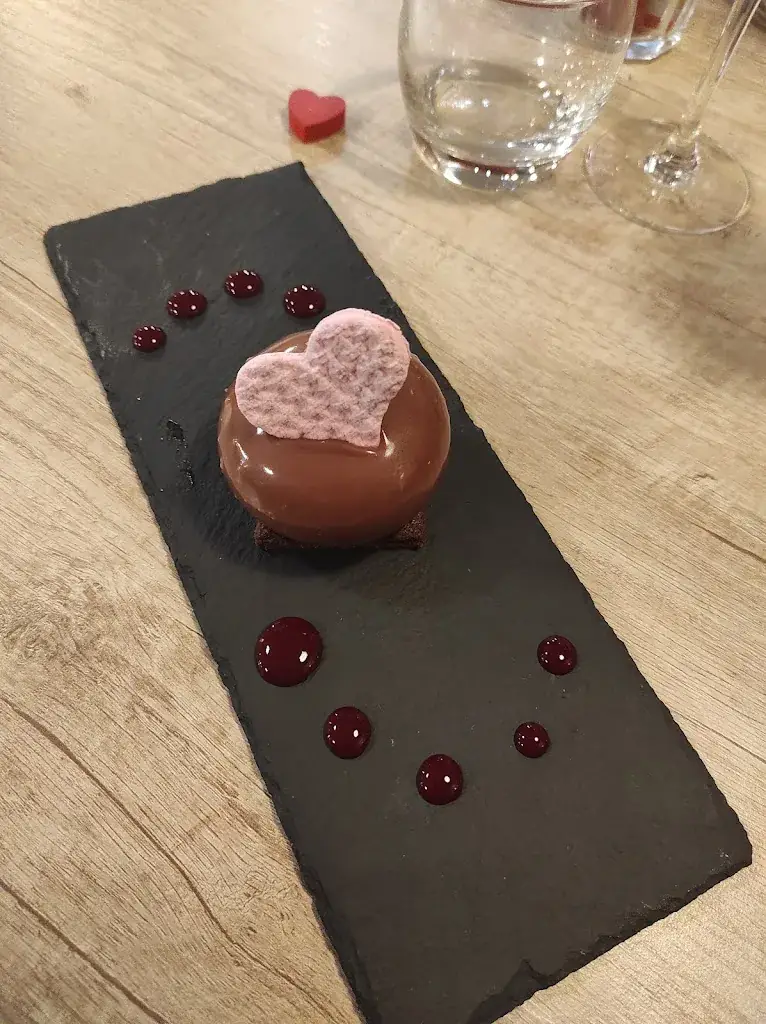 Mary Lognon_L'Echoppe PIZZERIA_Hénon_review