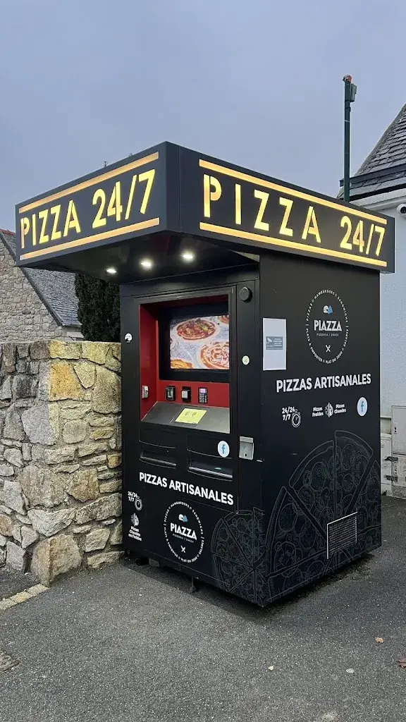 Ute R _Au croissant chez Mimi_Henvic_review