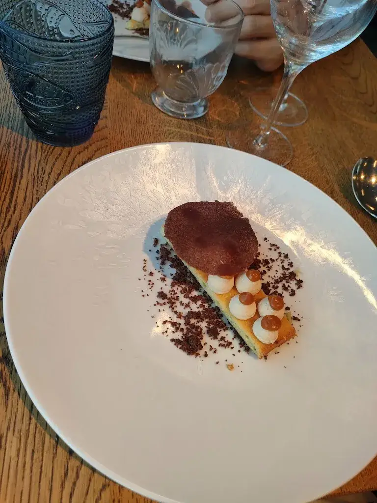 Charlène Villquin_Restaurant la Marine groix_Groix_review