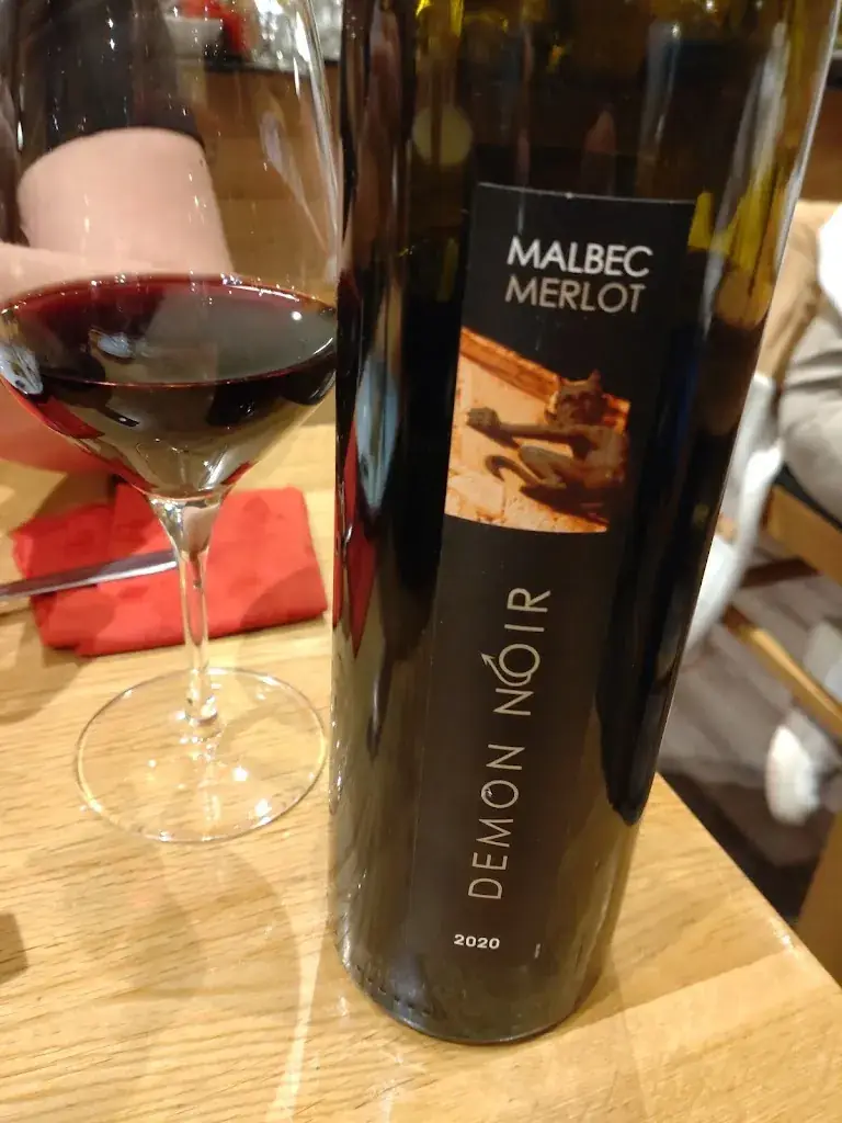 Menu_4 VIN 4_Bonneville_image_7