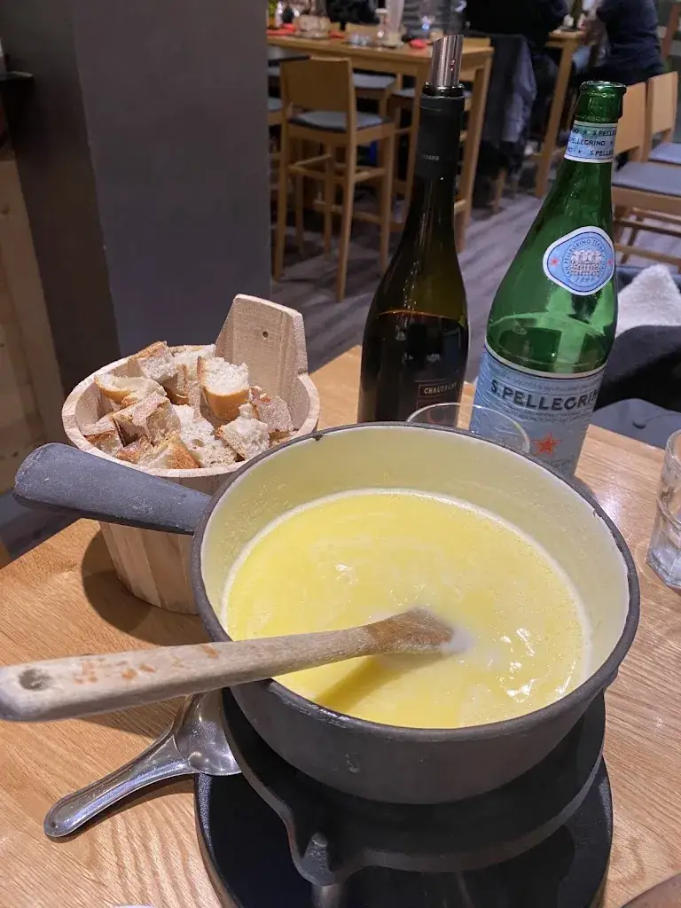 DOBRAWA AGATA_4 VIN 4_Bonneville_review