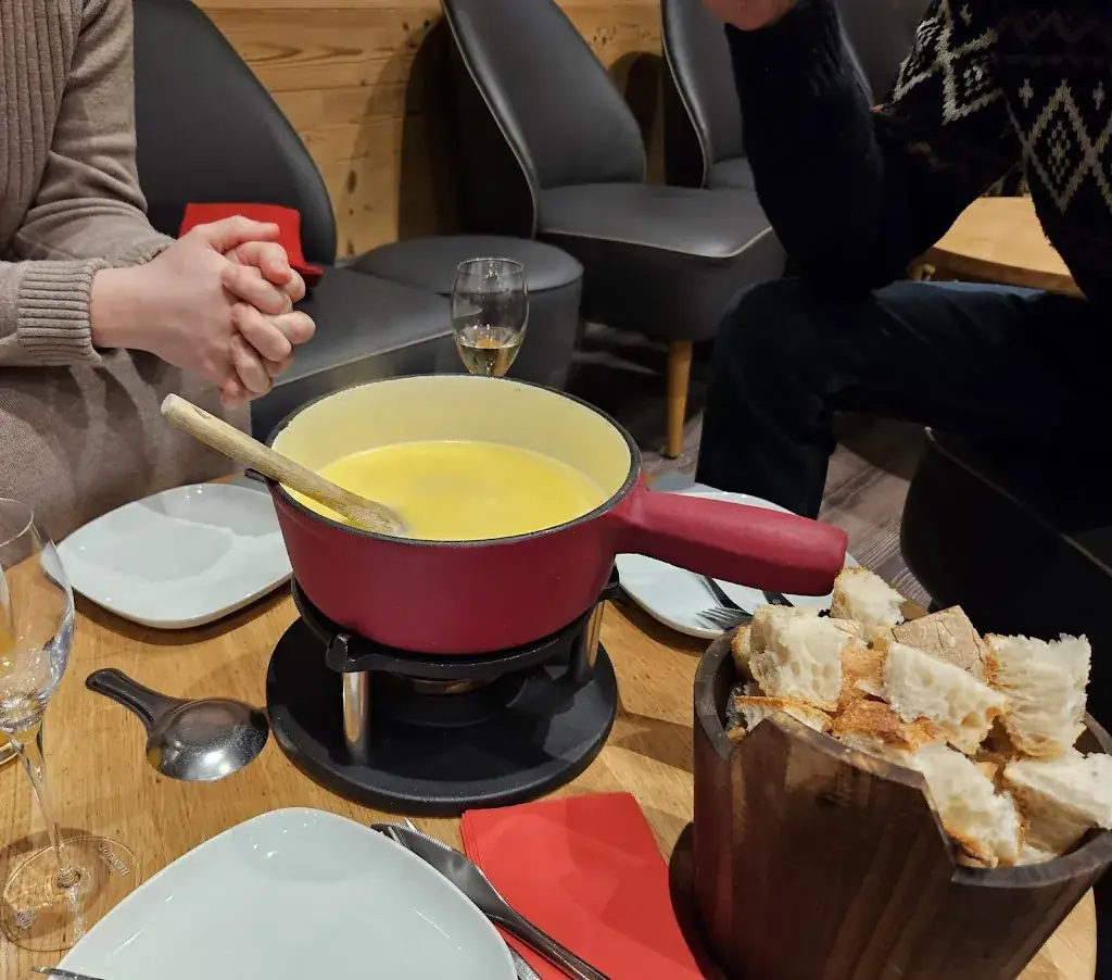 Fabienne Mazoyer_4 VIN 4_Bonneville_review