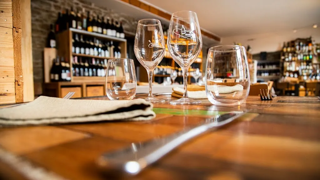 Le Cinquante, Restaurant, Cave à vins et Chambres d'hôtes à Groix ristorante a Groix