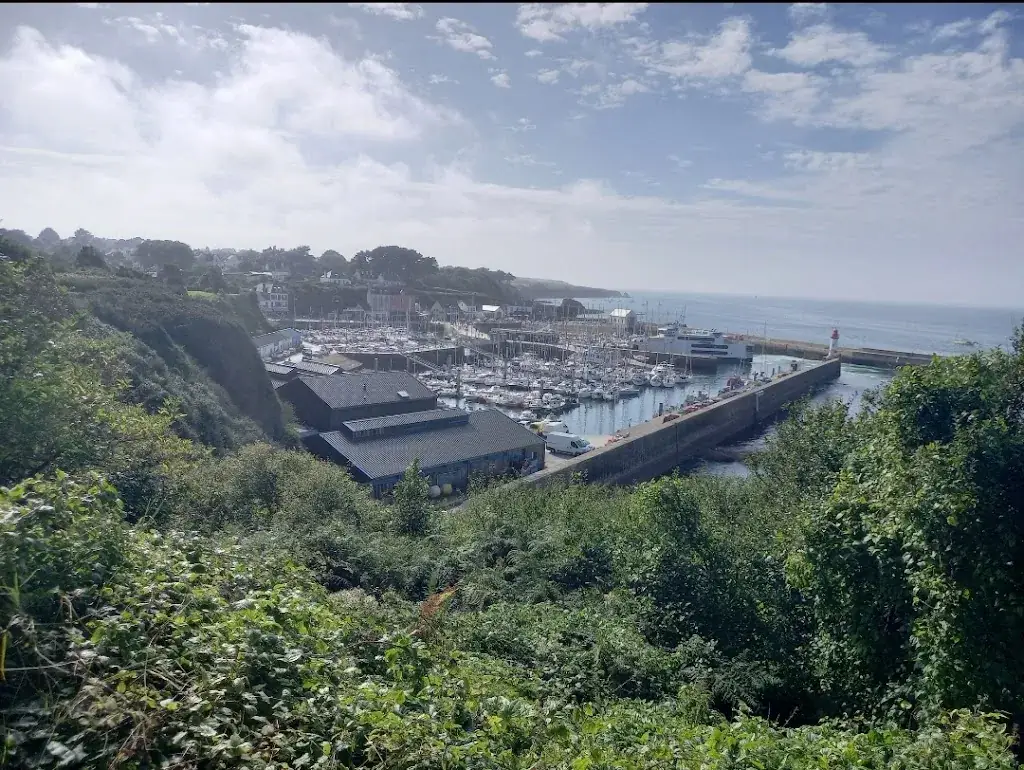 clement boulet_les fumaisons - île de Groix_Groix_review