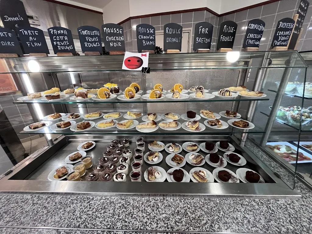 Cafeteria of the Lakes restaurant in Bonneville