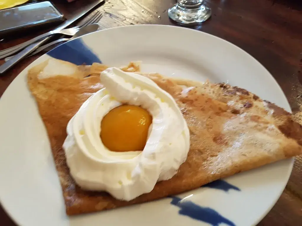 François QUIQUET_Creperie Chez Sandrine_Groix_review