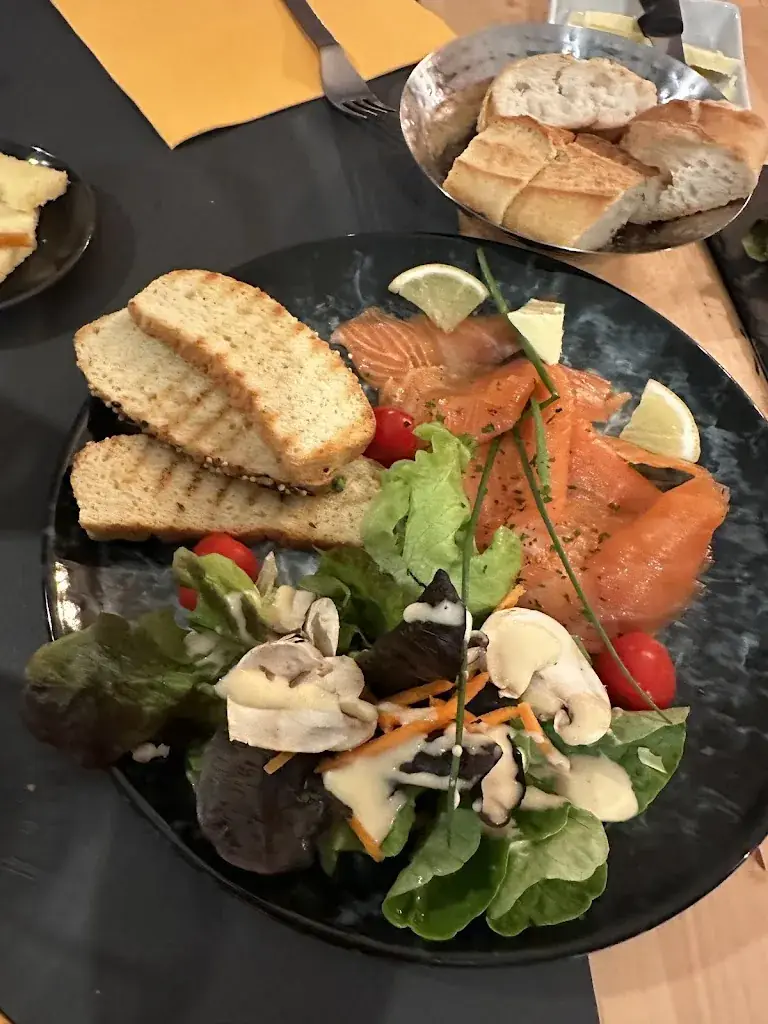 Mina Khalili_La TablEnvie_Bonneville_review