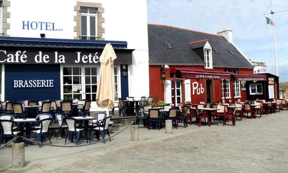 Pub de la Jetée restaurant in Groix