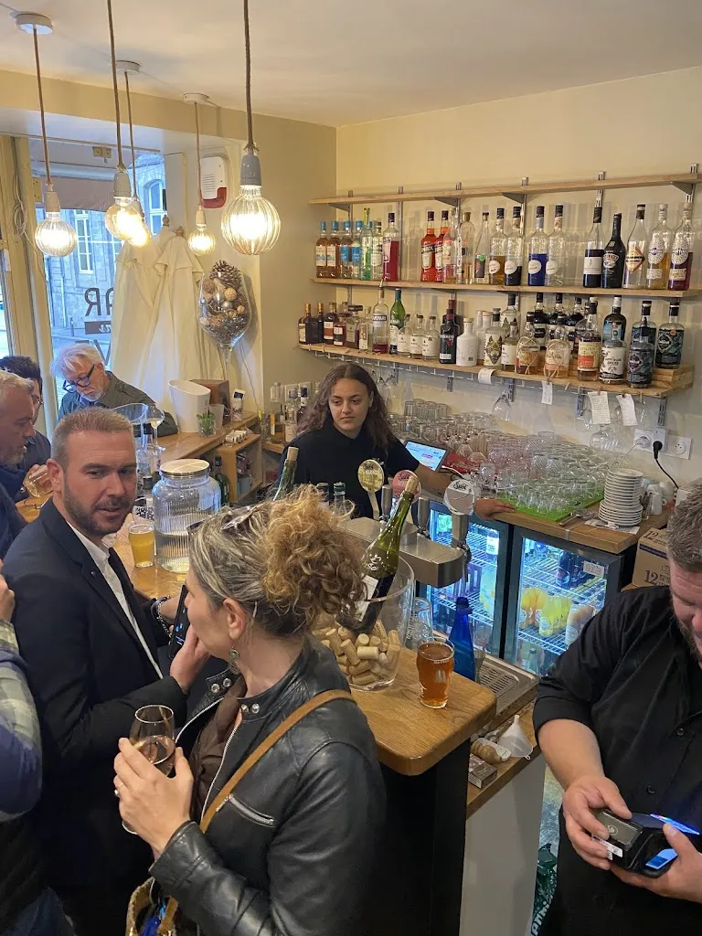 Franck LE CAM_Le Petit Monsieur Guingamp_Guingamp_review