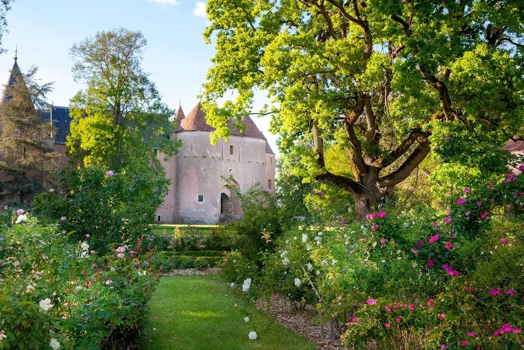 Château d'Ainay-le-Vieil_Ainay-le-Vieil_slider_image_1