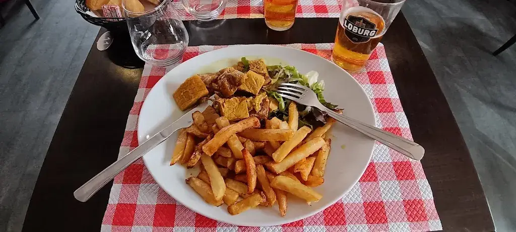 The Red Rabbit - Guingamp_Guingamp_slider_image_2