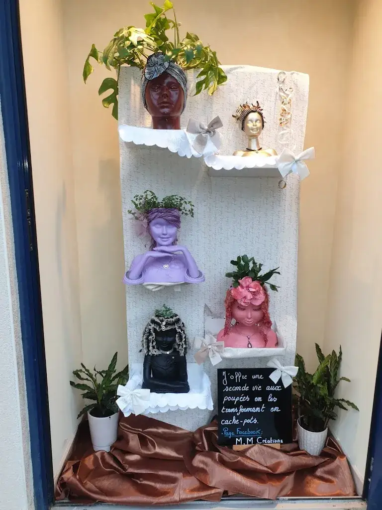 Jacqueline Marchand_La Gabare_Hôpital-Camfrout_review