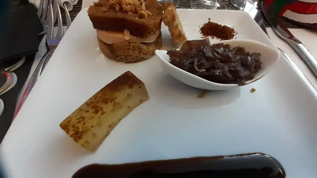 A la table d Isa_Irodouër_slider_image_3