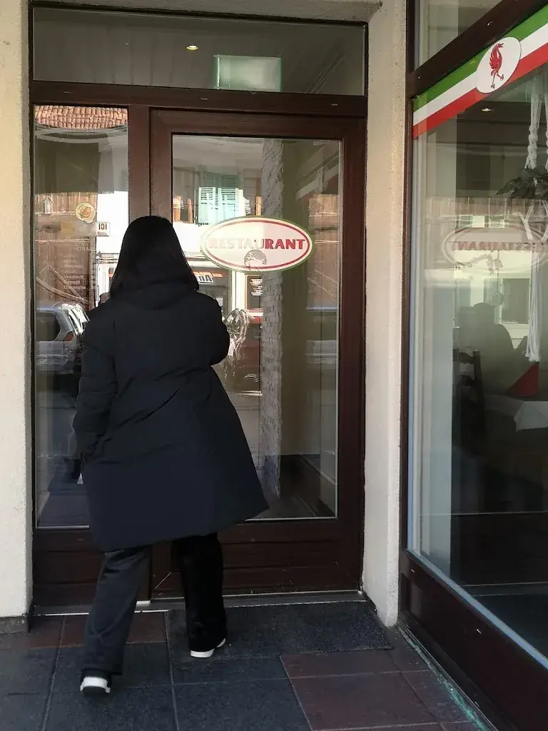 Shawn L_Hôtel-Restaurant de Ville_Broc_review