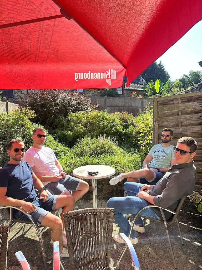 Le Central restaurant in Hédé-Bazouges