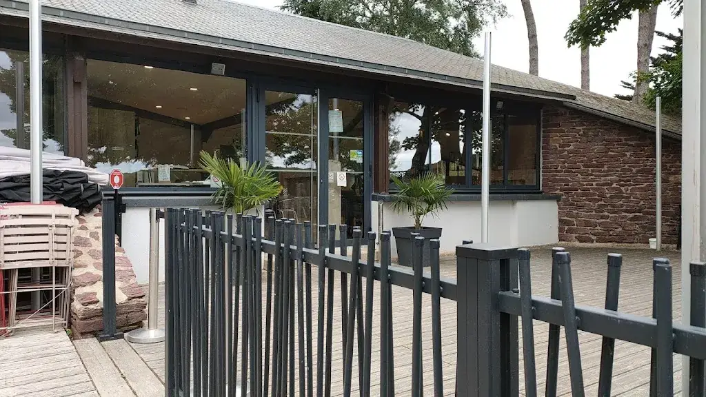 Robert Maddern_La Table du Lac_Iffendic_review