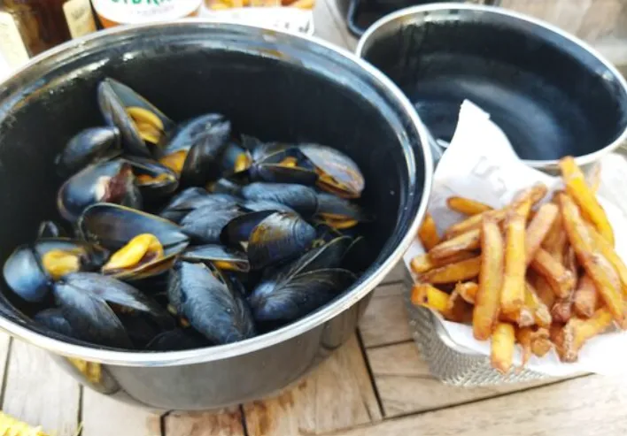 La Cabane de Mytilus_Hillion_slider_image_2