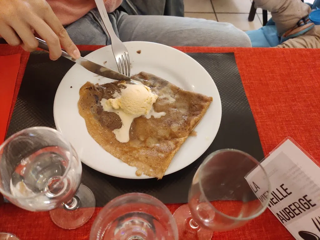 Antoine EMOND_La Vieille Auberge_Hillion_review