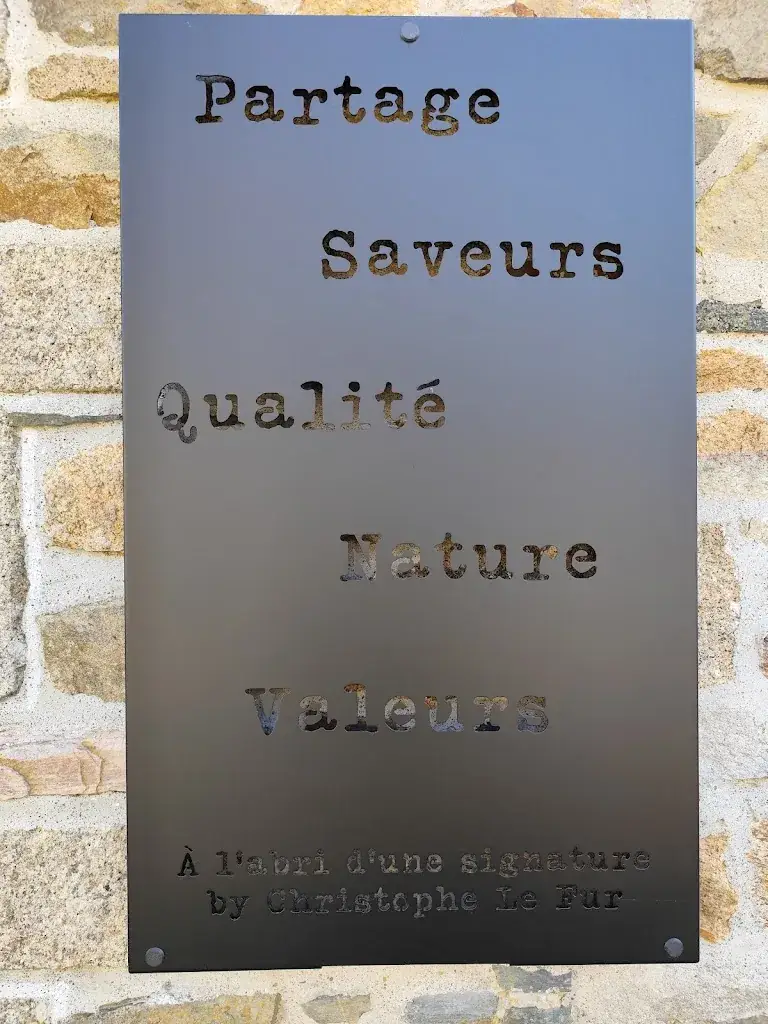 Madeleine LE NOTRE_Le Bon Abri_Hillion_review