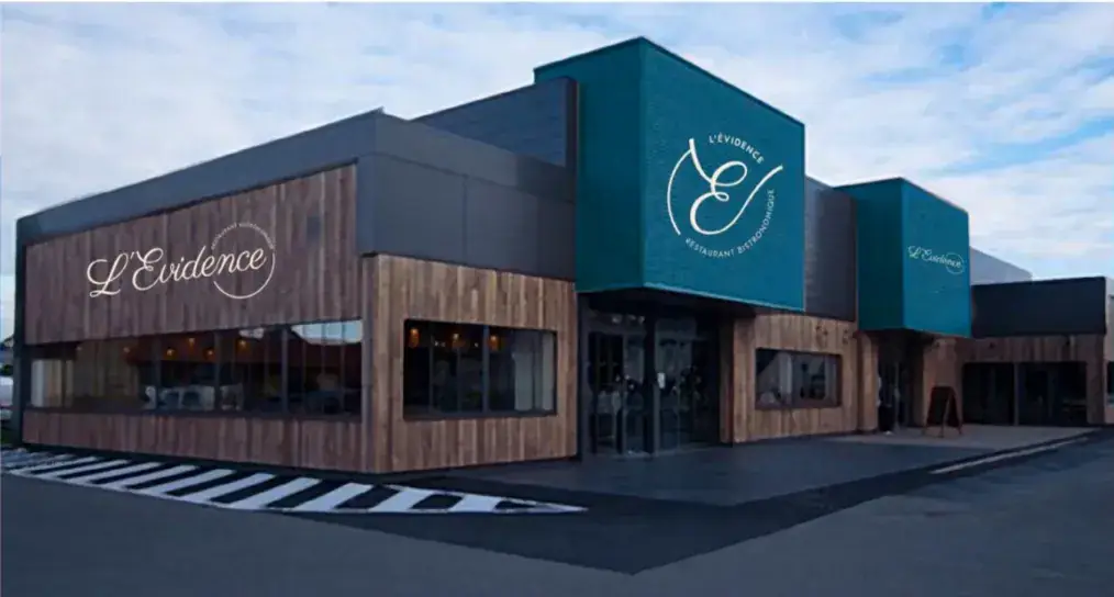 L'évidence Yffiniac restaurant in Yffiniac