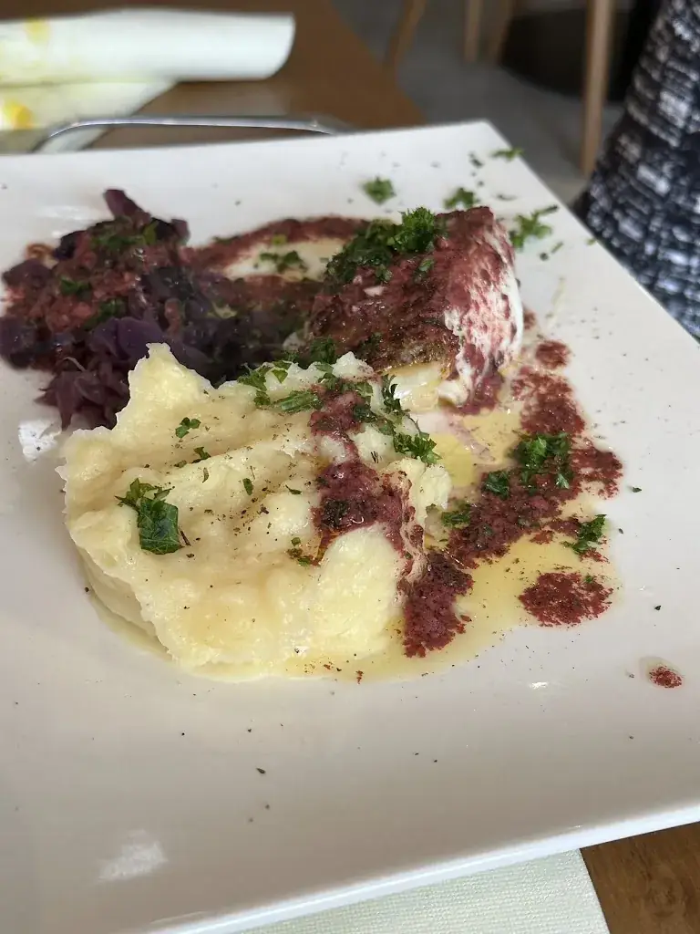 Noemi P. Rojas-Arrambide_Frezel Marie_Janzé_reseña