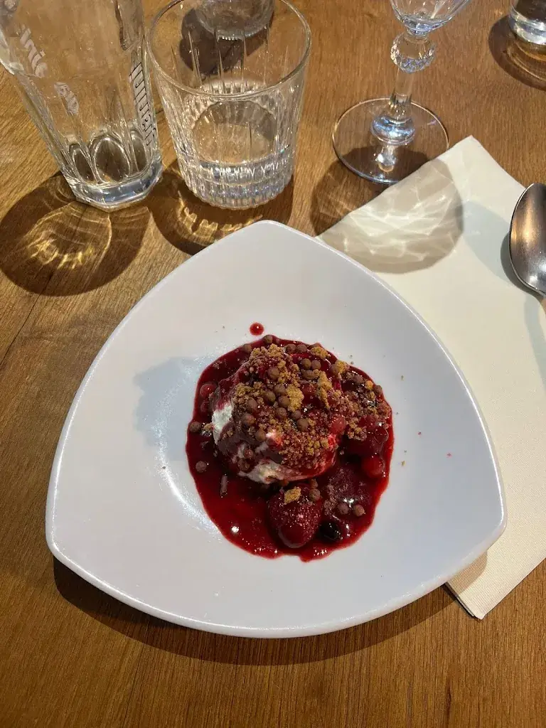 Frezel Marie_Janzé_slider_image_2