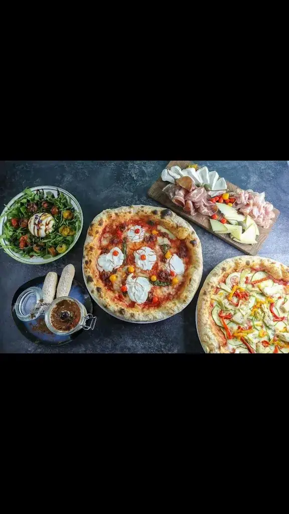 Rivoluzione_Janzé_slider_image_2