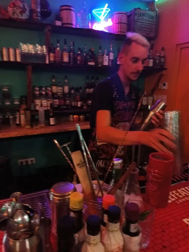 Wilfried Bouyer_Ty'grou Bar_Janzé_review