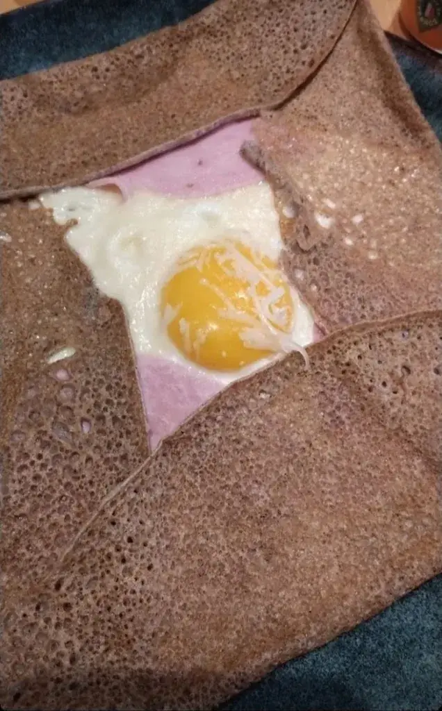 Gregory Chartier_Crêperie les Halles_Janzé_review