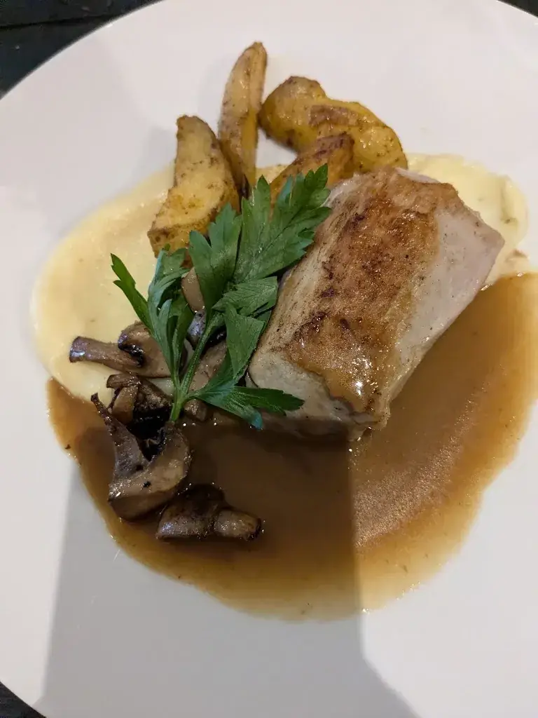 Le Tymarie_Chapelle-des-Fougeretz_slider_image_3