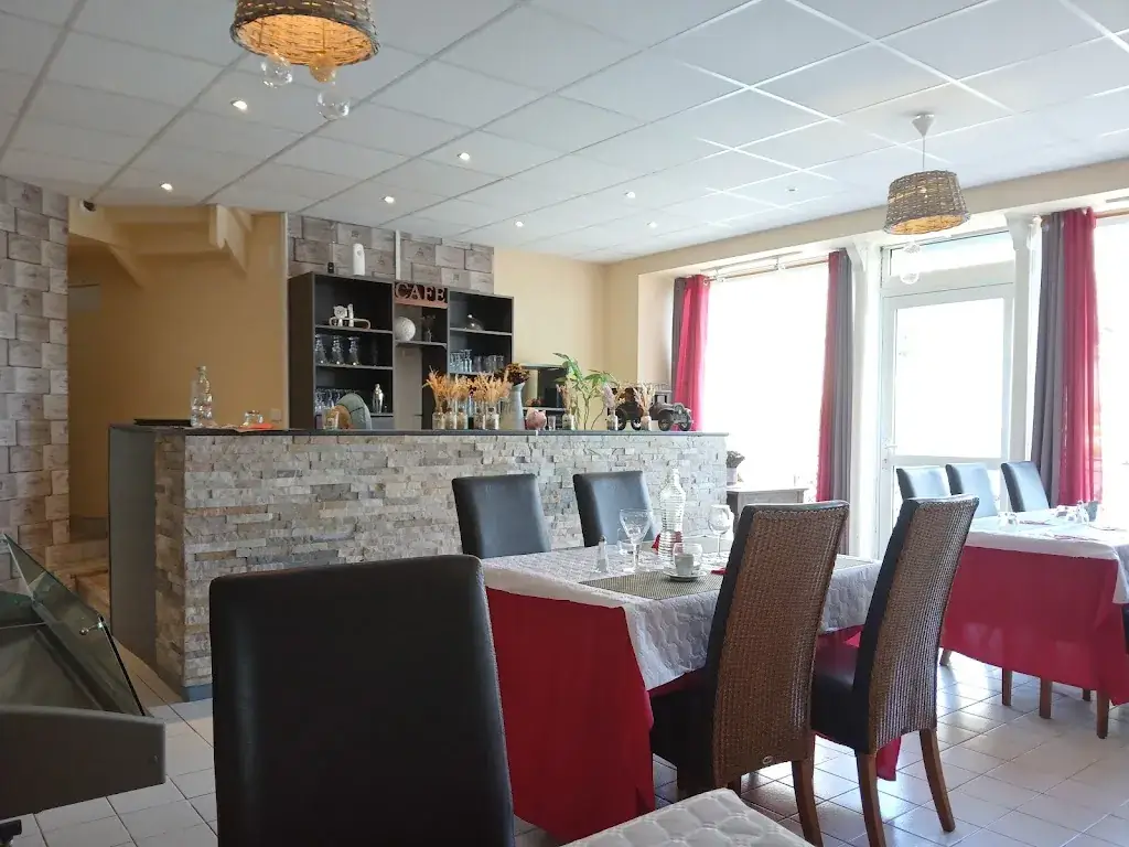 charpentier sofia mara_Les Burons Bar & Grill_Jugon-les-Lacs_review