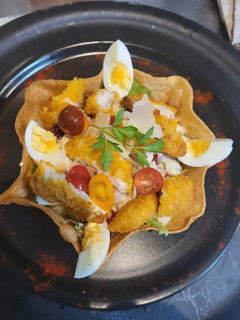 La Villa Grill/Pizzeria_Gouesnière_slider_image_3