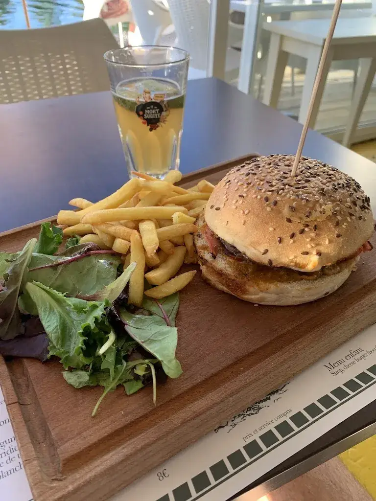 thierry Chastagner_L'Aventure _Bellerive-sur-Allier_review