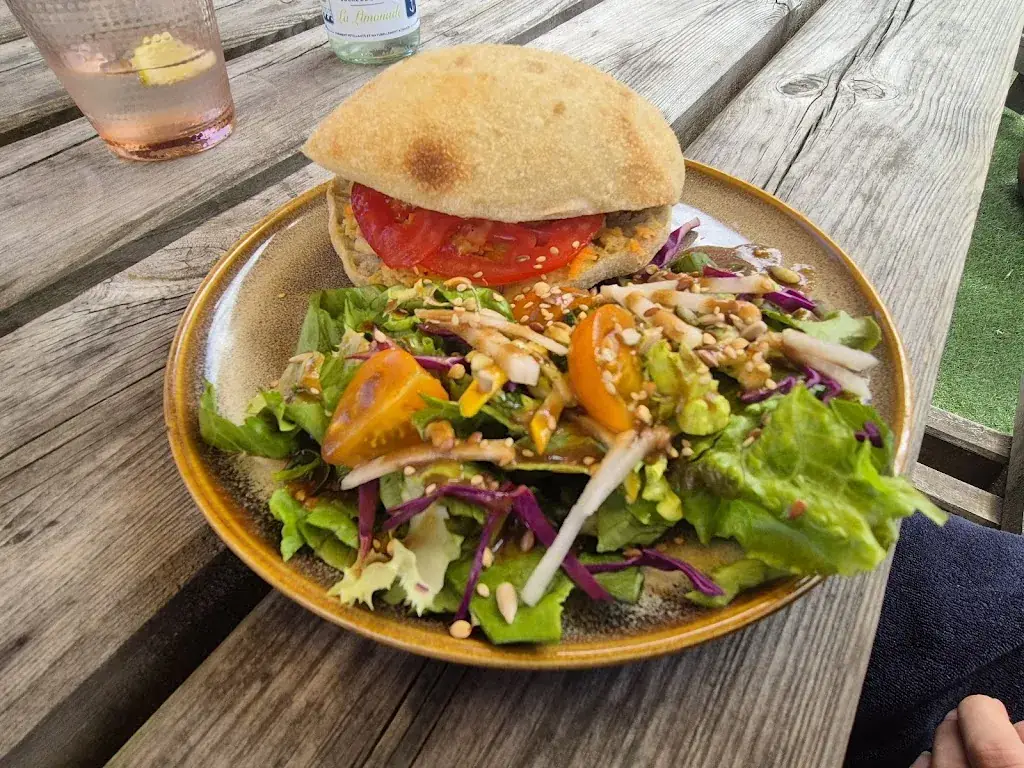 Kim Bulthuis_Le Pont Neuf_Huelgoat_Bewertung