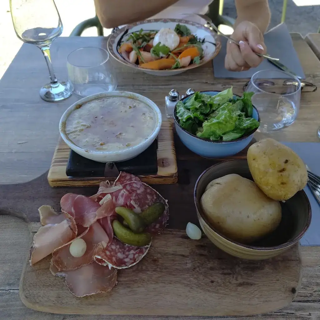 Lio “Fliow”_Restaurant Le Crêt Béni_Chapelle-d'Abondance_review