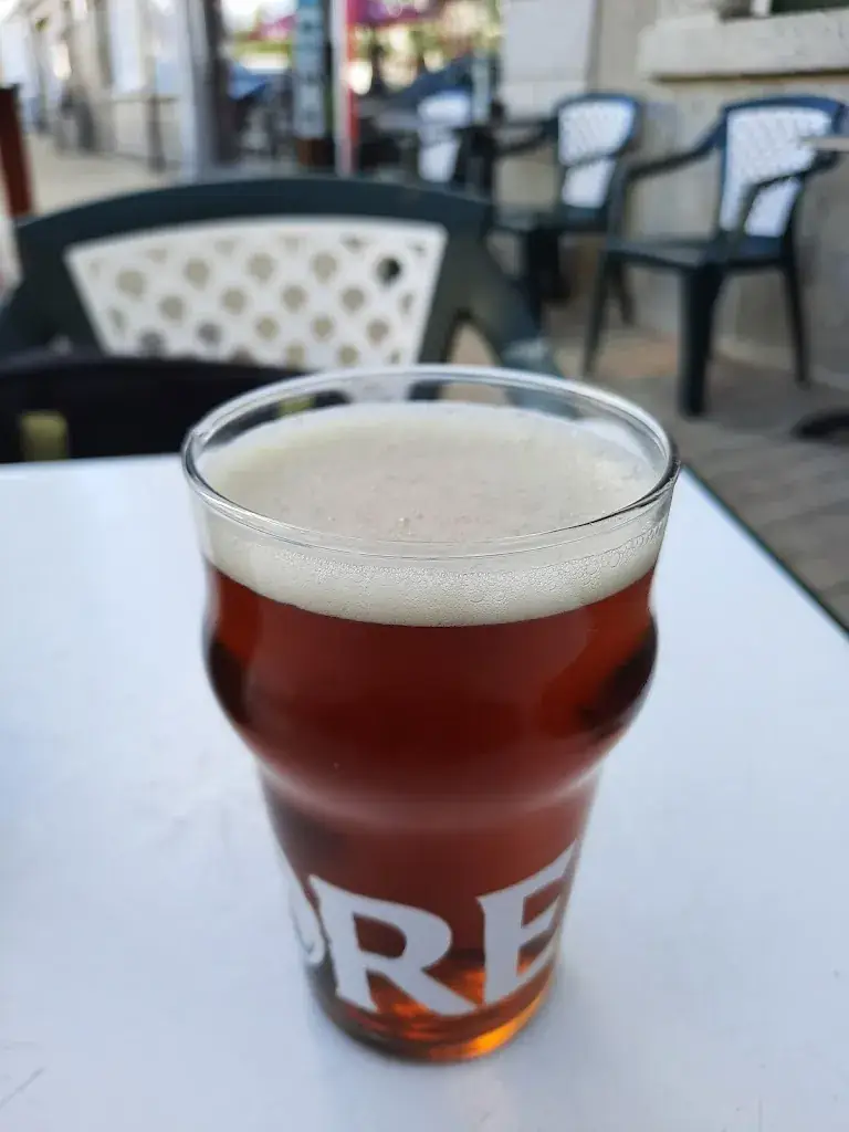 Le Brittany Pub_Huelgoat_slider_image_2