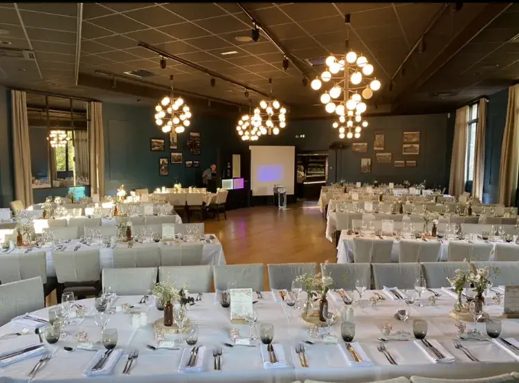 Auberge du Vieux Château_Roche-Maurice_slider_image_1