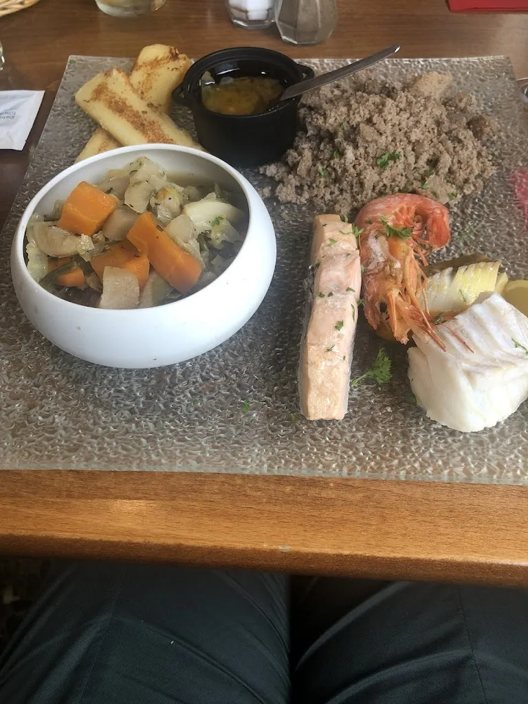 cathy coupé_Le Galion_Kerlouan_review