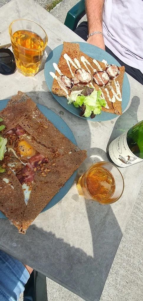 Arezou Ebrahimpour_Restaurant “Au P'tit Nice”_Plounéour-Brignogan-plages_review