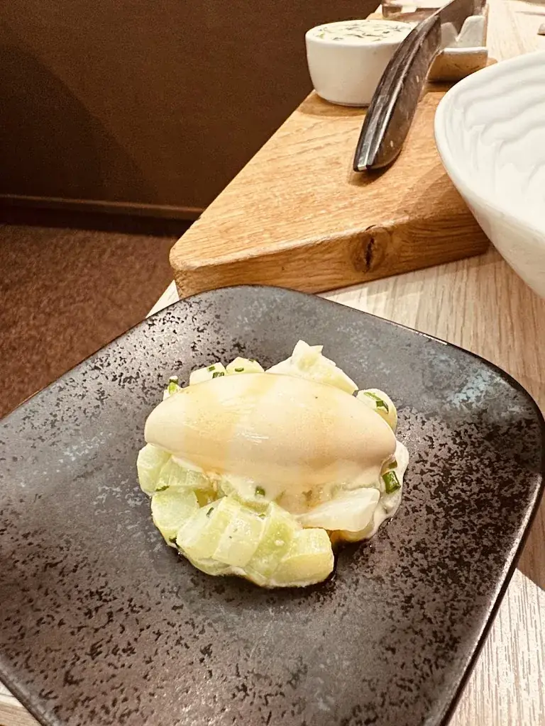 Julien R_Restaurant La Table d'Antoine_Vichy_review