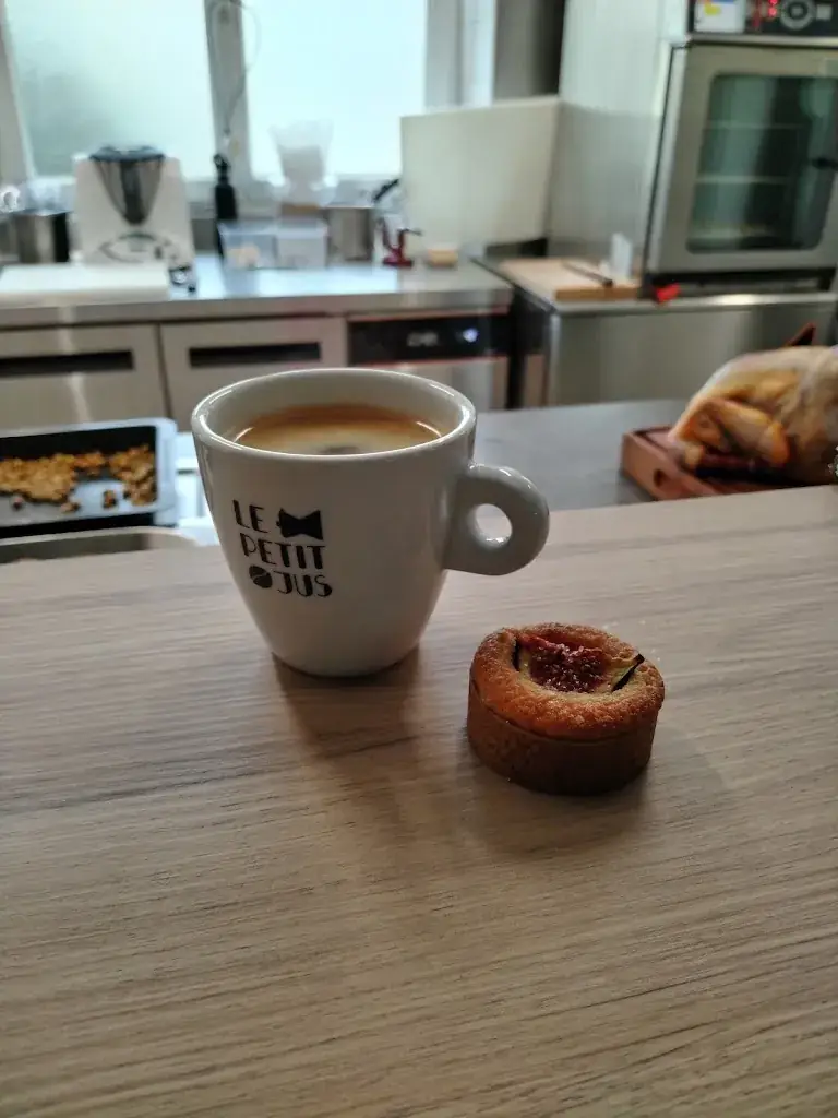 Menu_Restaurant Fleur d'Aubépine_Vraie-Croix_image_9