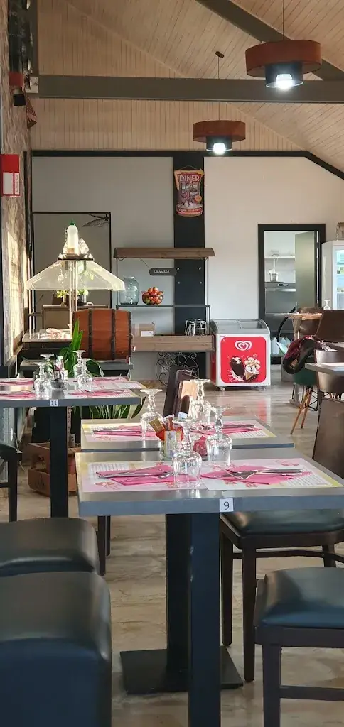 Le Breizh 29_Lampaul-Guimiliau_slider_image_2