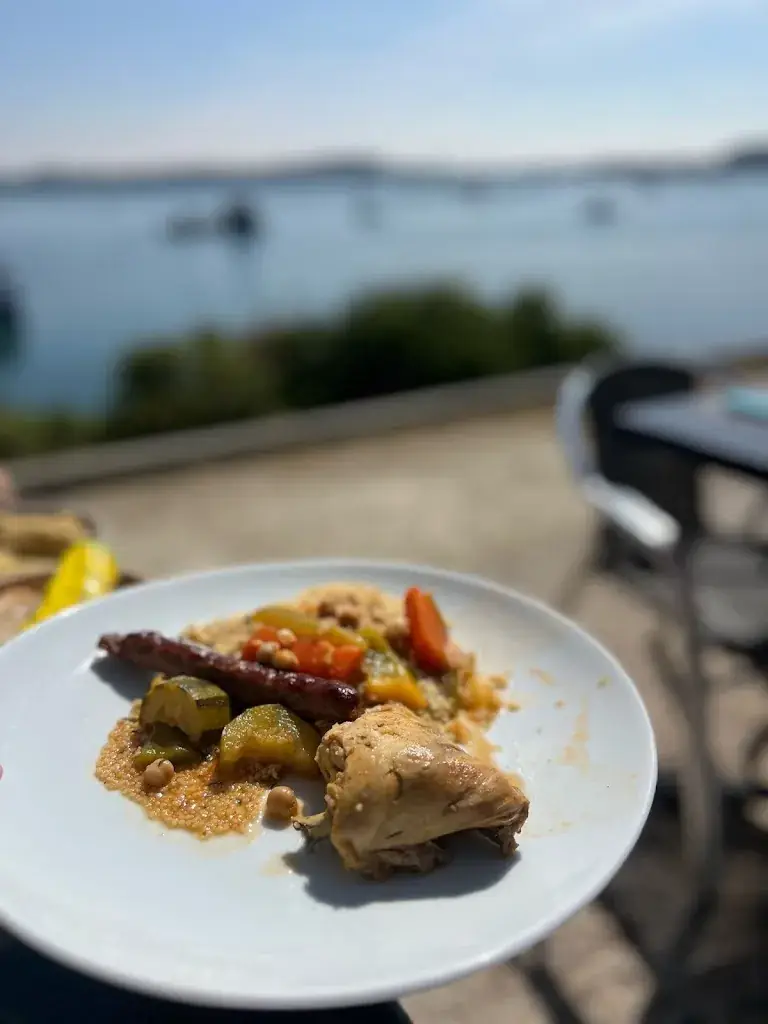 Bistrot quai du barrage_Richardais_slider_image_2