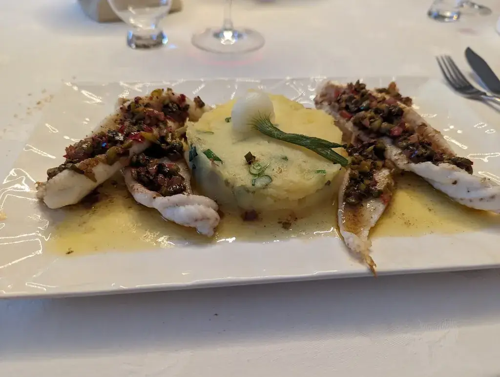 Arnaud YHUEL_Las Siette_Pont-Péan_recensione