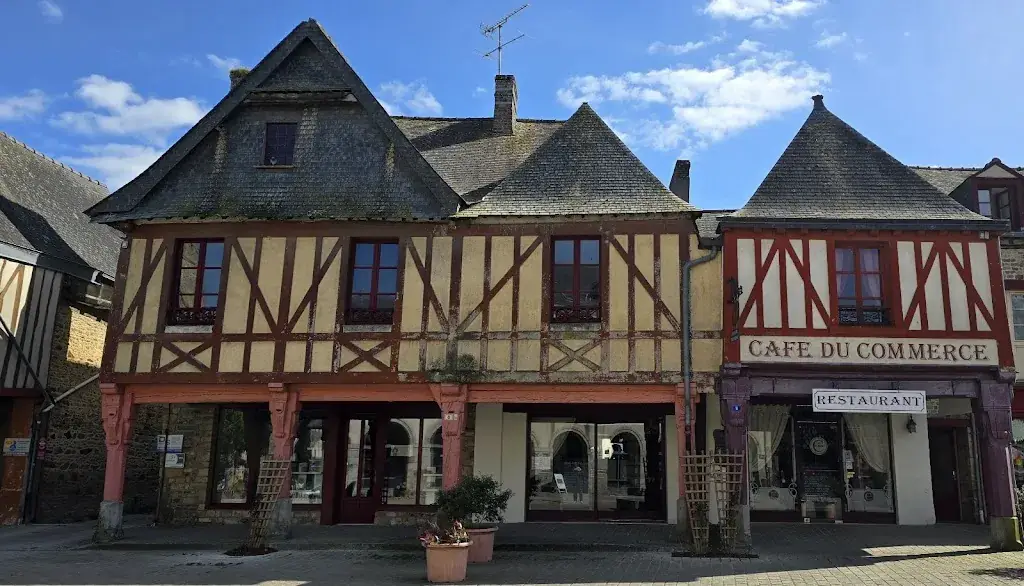 Café du Commerce_Guerche-de-Bretagne_slider_image_3