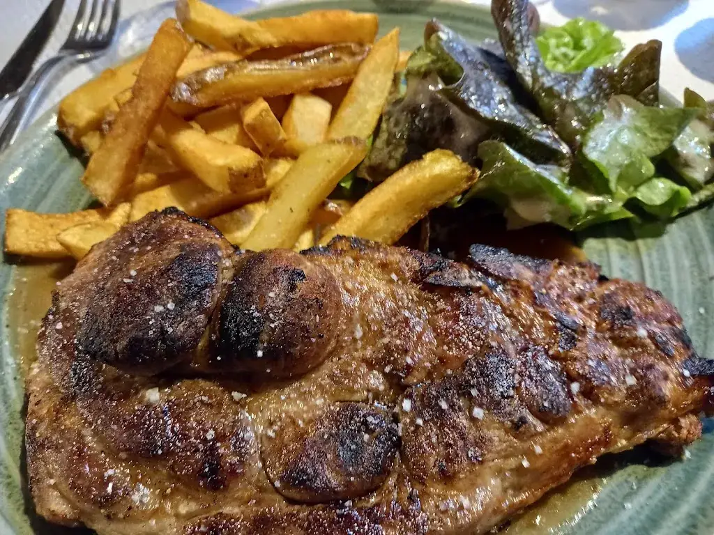 Restaurant Les Marchands_Guerche-de-Bretagne_slider_image_2