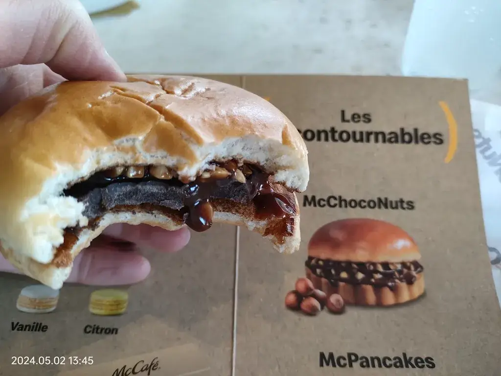 Menu_McDonald's_Guerche-de-Bretagne_image_3