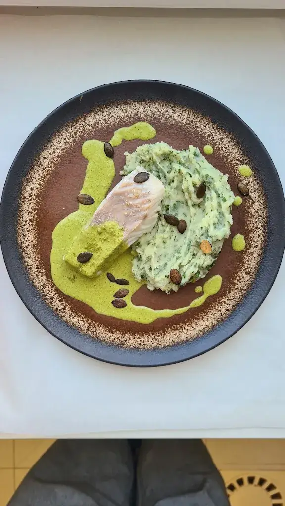 L'AVINEUR_Landudec_slider_image_3