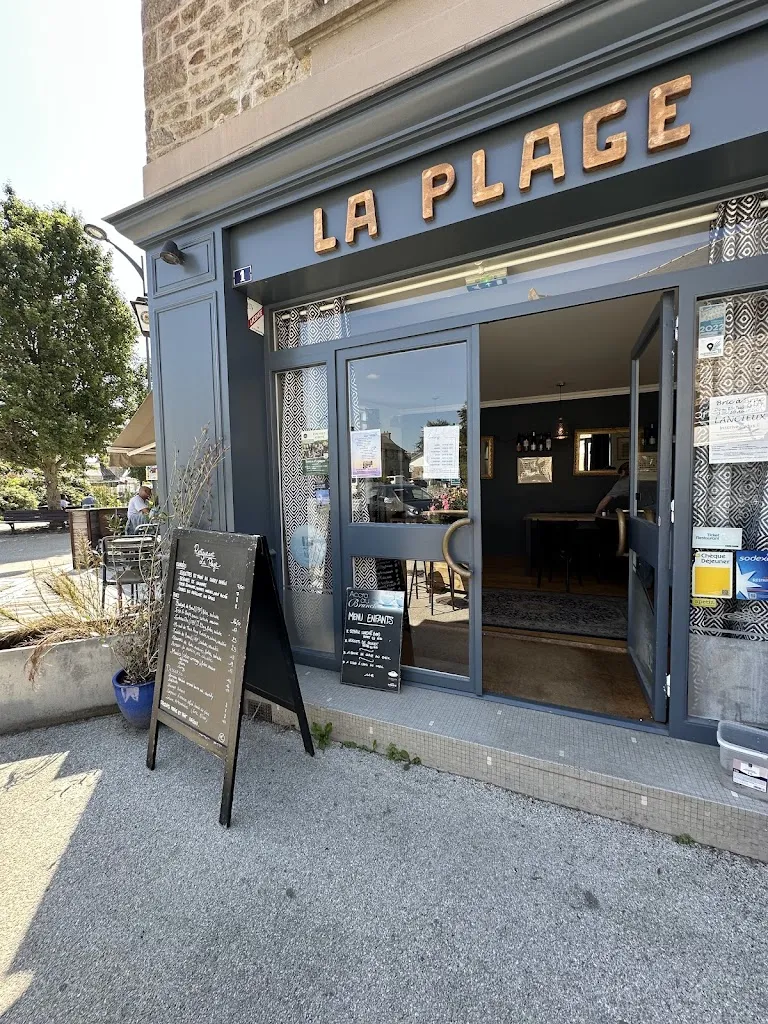 Marilyne de B._La Plage_Lancieux_review