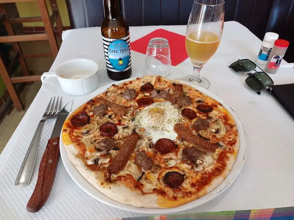 Pizzeria Le Chez Nous_Lancieux_slider_image_3